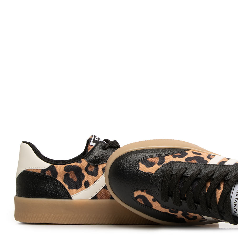 Tênis Animal Print Recortes