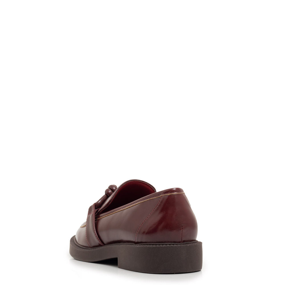 Mocassim Nó Monocromático Bordo