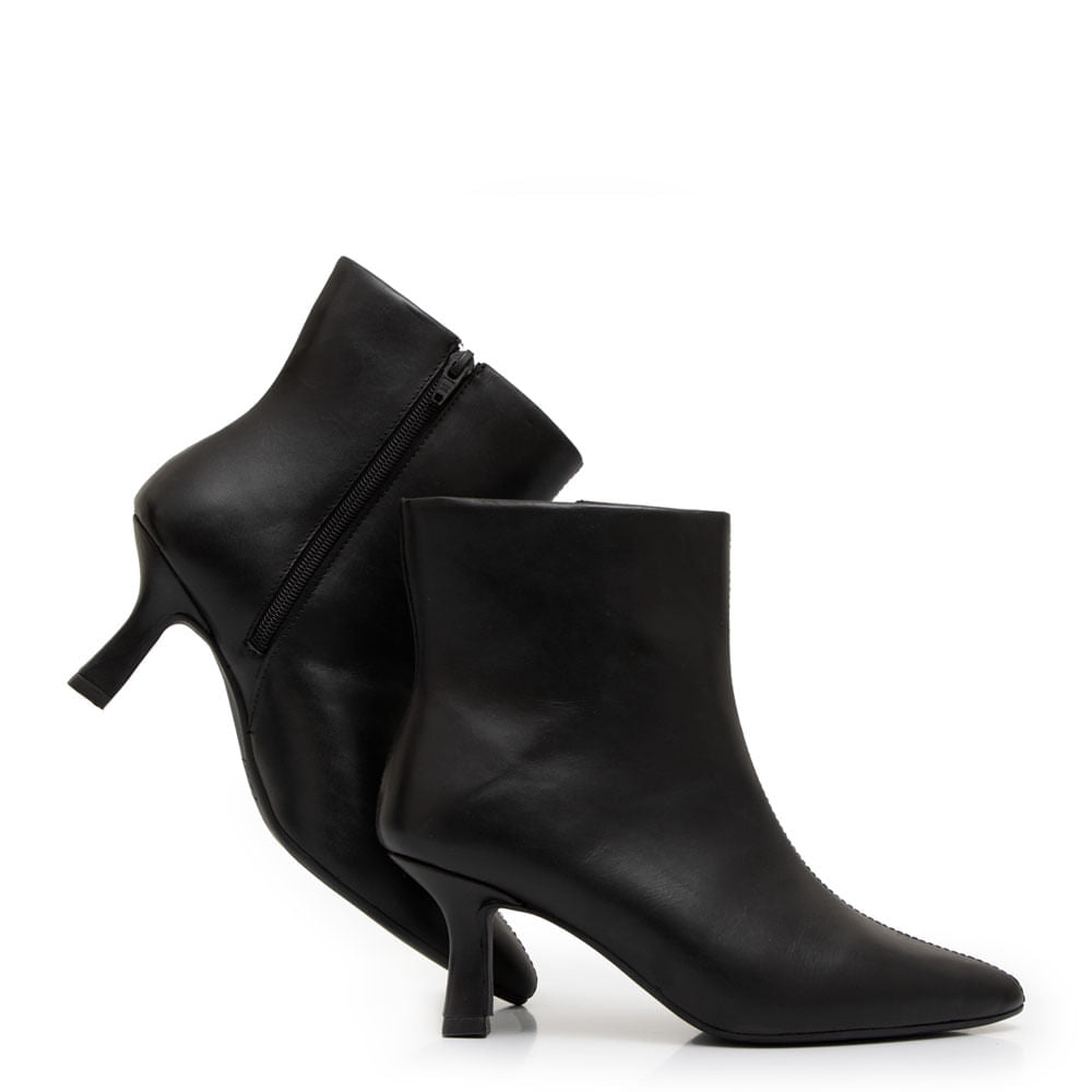 Bota Ankle Boot Preta Couro