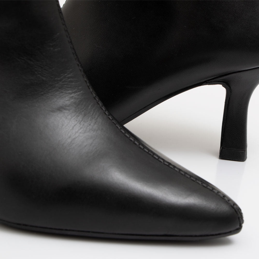 Bota Ankle Boot Preta Couro