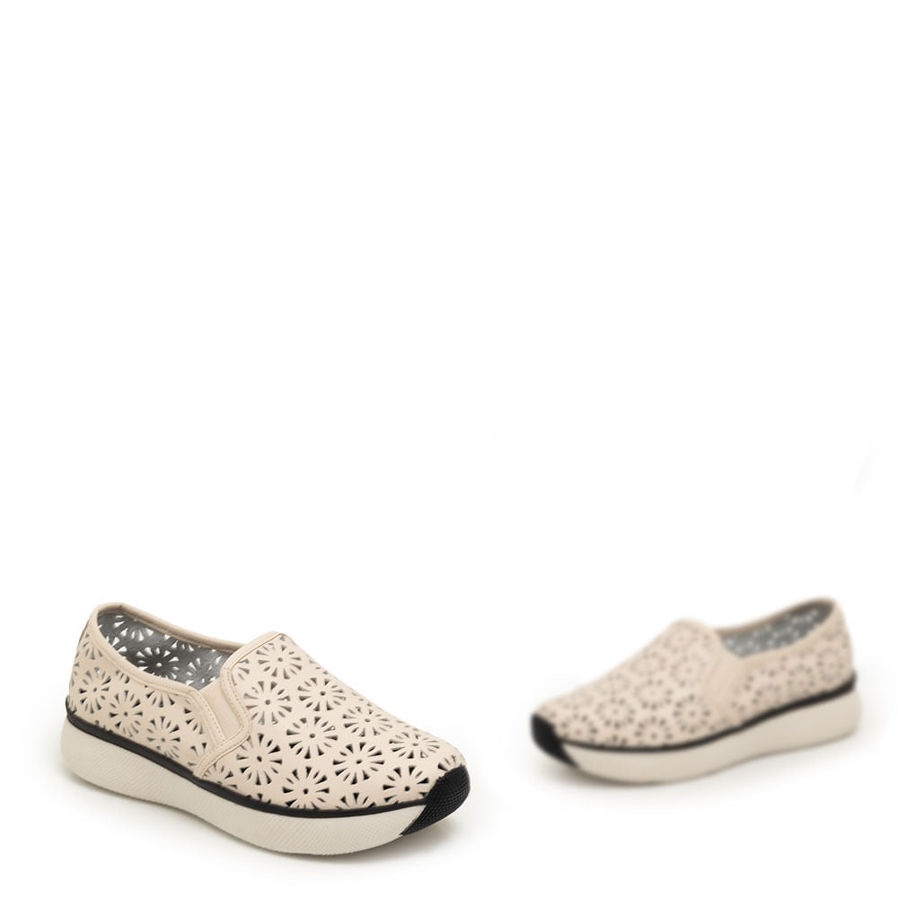 Slip On Off White Couro Recortes