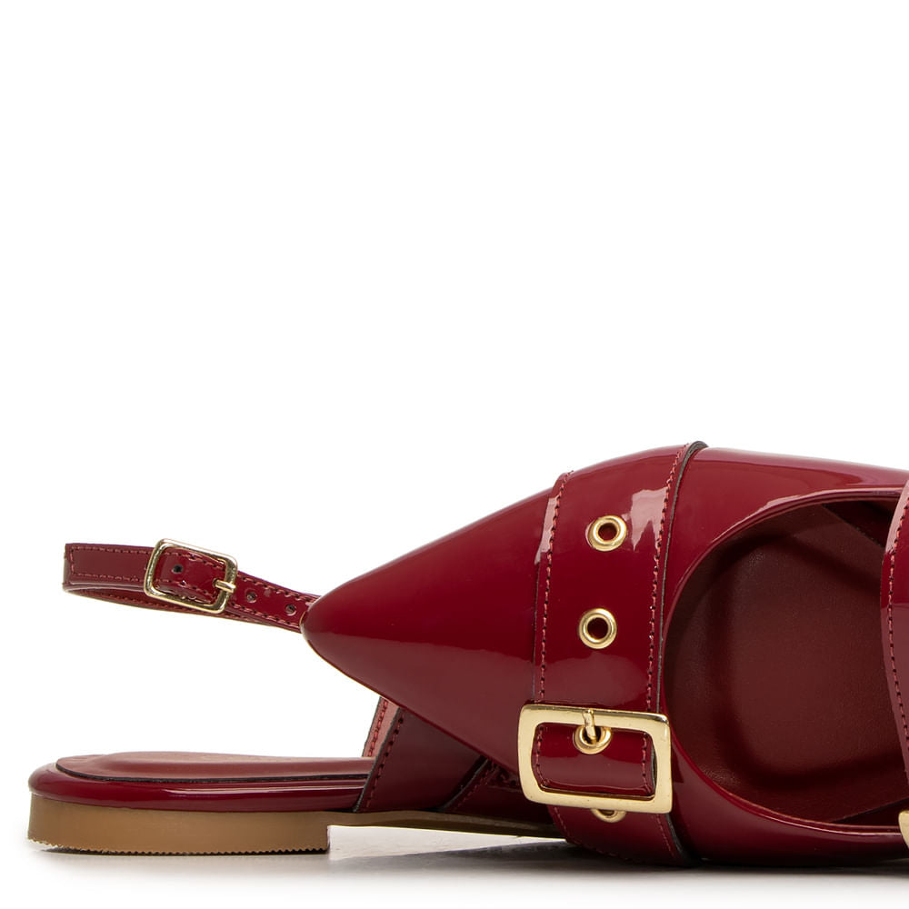 Sapatilha Slingback Burgundy Texturizada Fivelas
