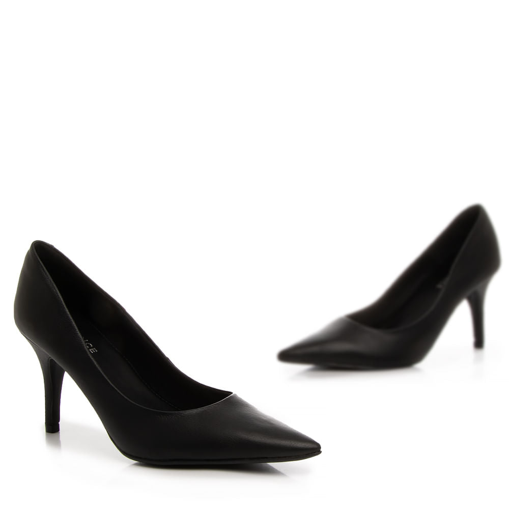 Scarpin Preto Couro Salto Alto Fino