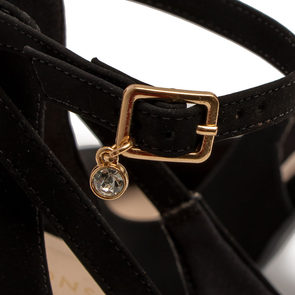 Scarpin Preto Nobuck Comfort Pingente