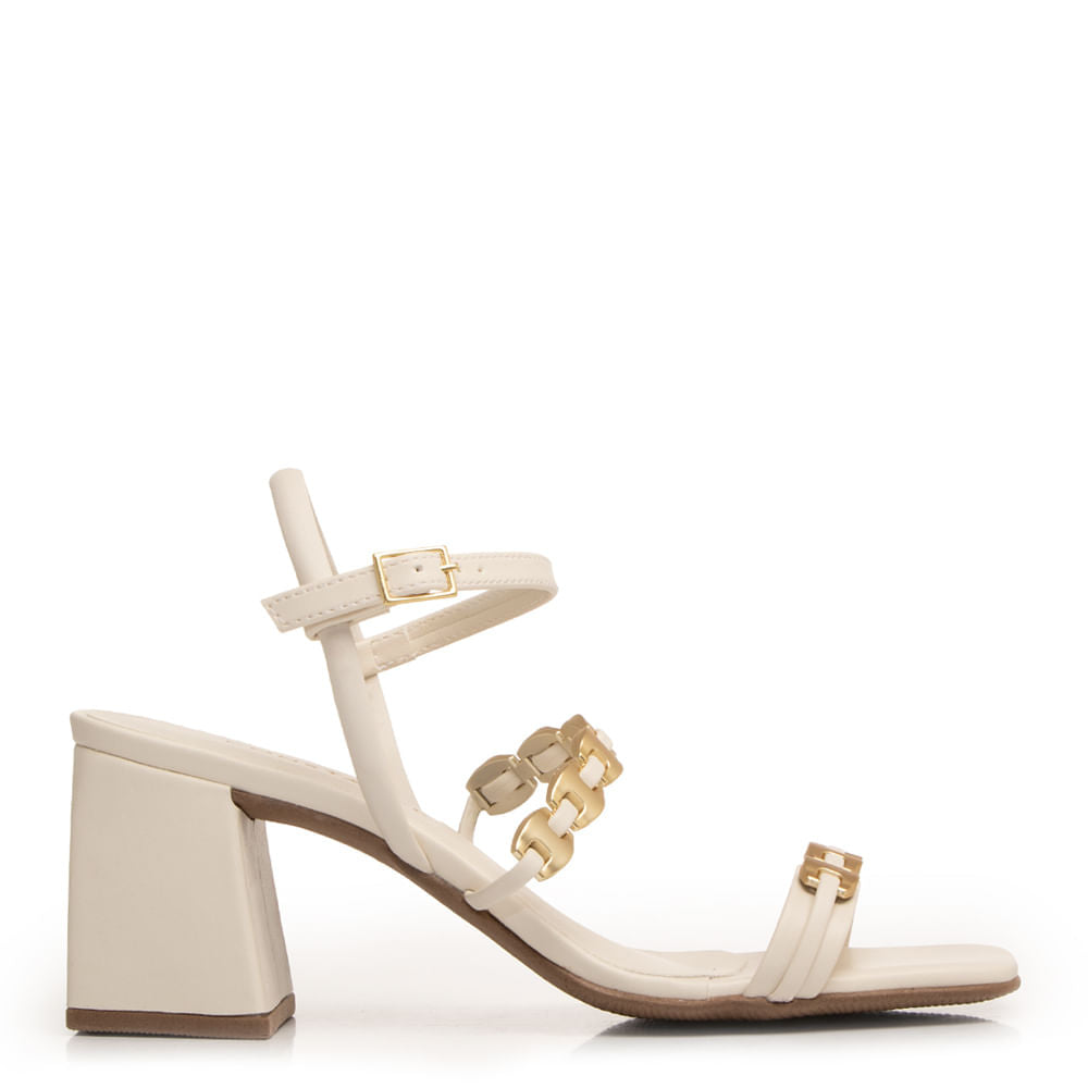 Sandália Off White  Enfeite Corrente